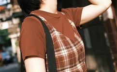 男朋友叫我打开腿上我